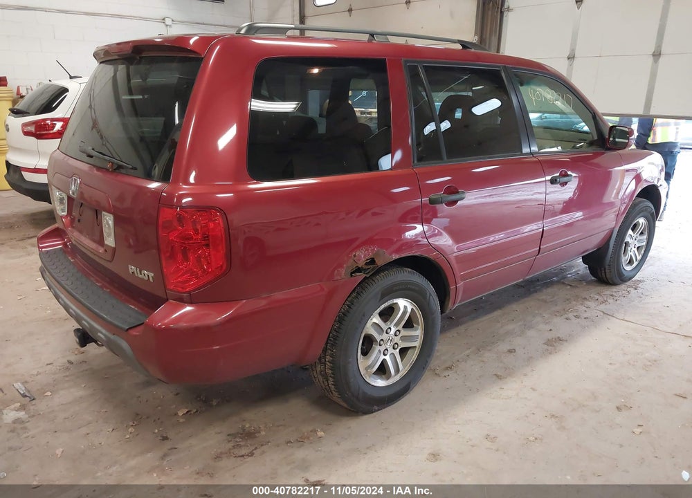2005 HONDA PILOT EX-L VIN: 5FNYF18525B007550