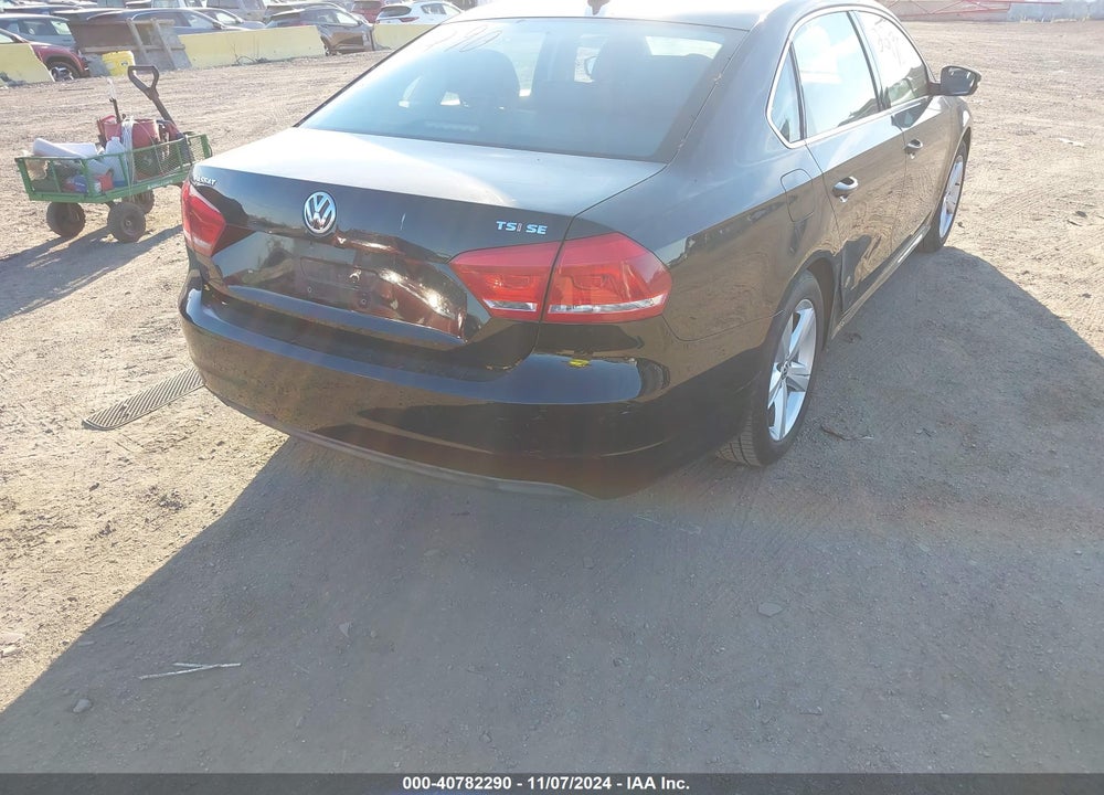 2014 VOLKSWAGEN PASSAT 1.8T SE VIN: 1VWBT7A34EC065552