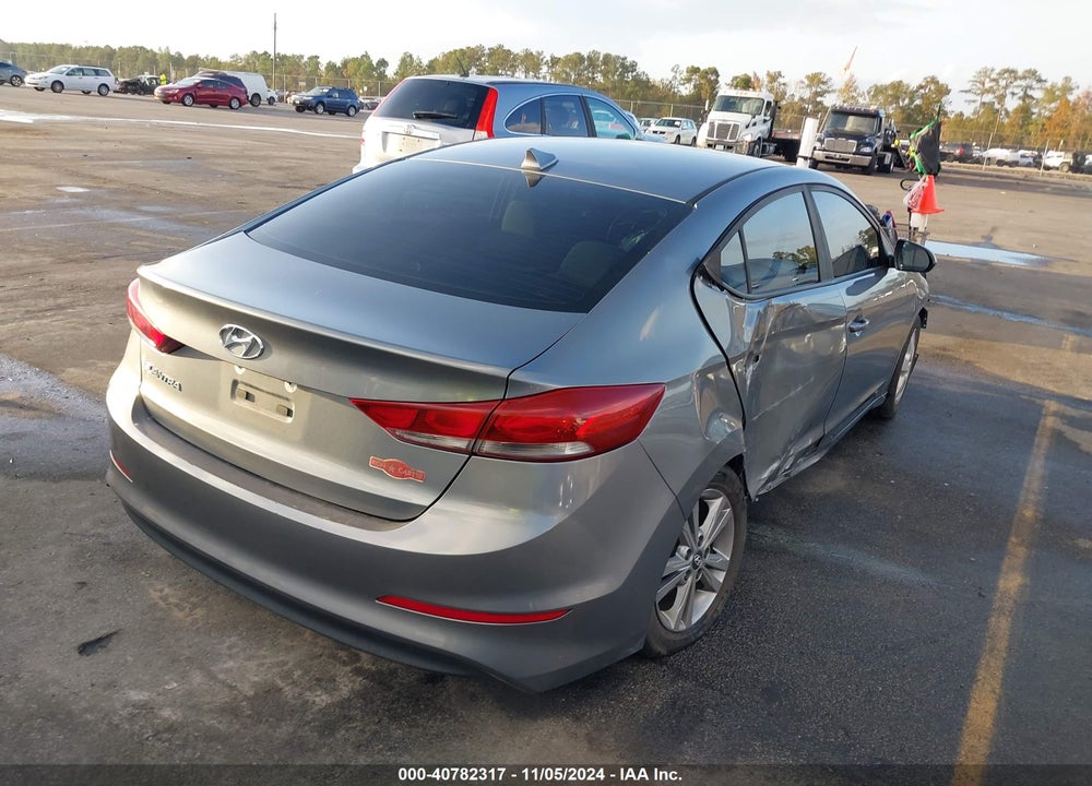 2018 HYUNDAI ELANTRA SEL VIN: KMHD84LF2JU614121