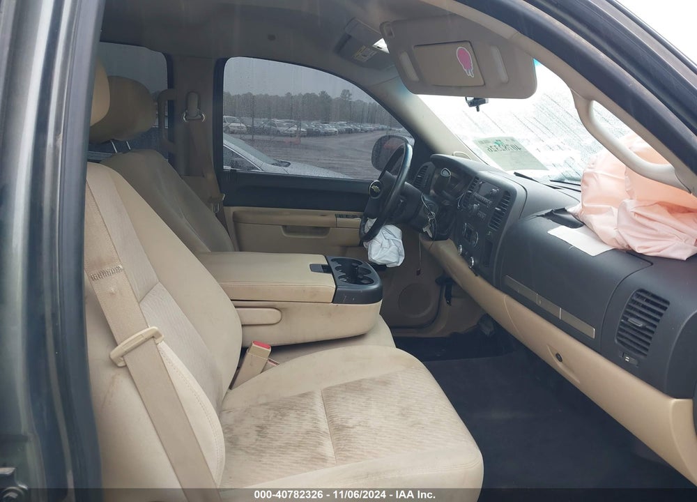 2011 CHEVROLET SILVERADO 1500 LT VIN: 3GCPCSE0XBG322475