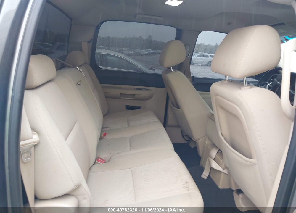 2011 CHEVROLET SILVERADO 1500 LT VIN: 3GCPCSE0XBG322475