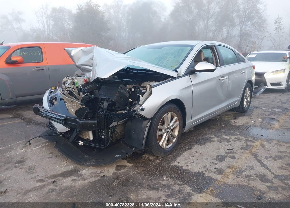 2016 HYUNDAI SONATA VIN: 5NPE24AF2GH271116