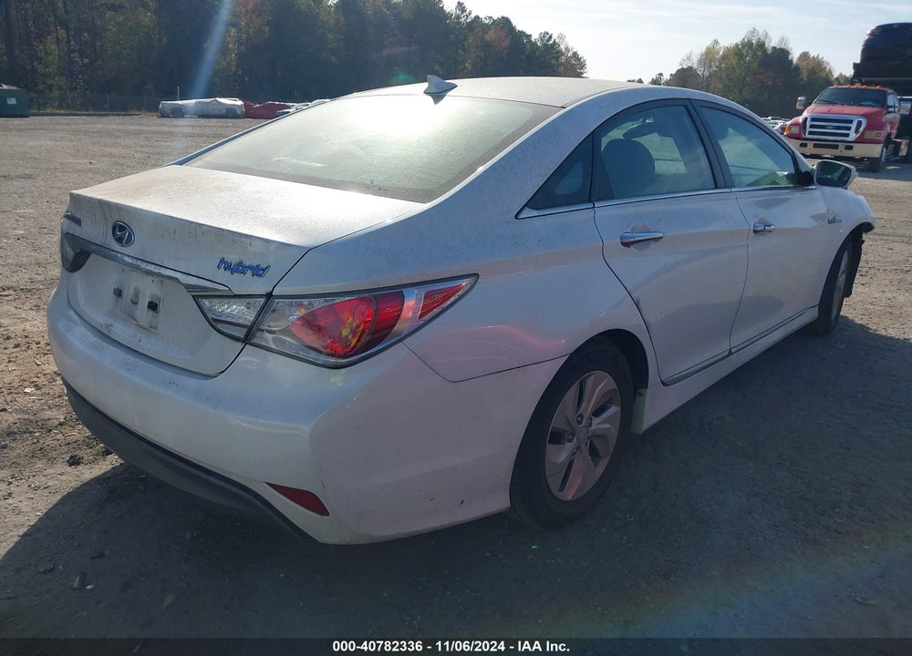 2014 HYUNDAI SONATA HYBRID VIN: KMHEC4A46EA113714