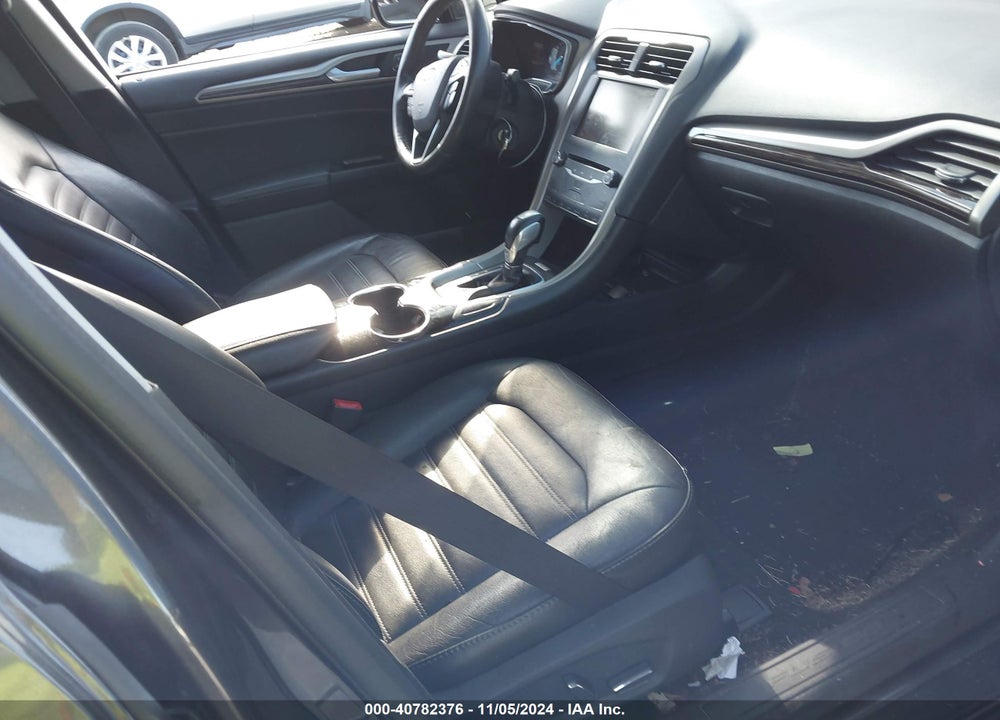 2015 FORD FUSION SE VIN: 3FA6P0HD1FR148881