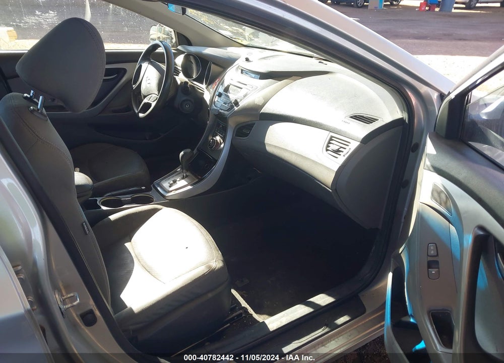 2013 HYUNDAI ELANTRA GLS VIN: 5NPDH4AE6DH236818