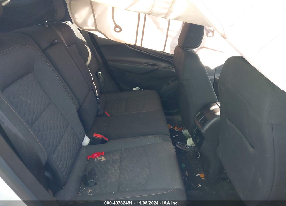 2018 CHEVROLET EQUINOX LT VIN: 2GNAXSEV4J6295815