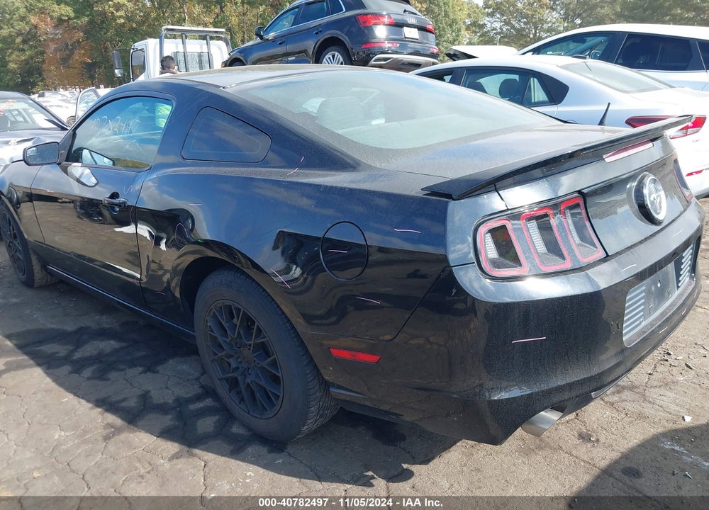 2014 FORD MUSTANG V6 VIN: 1ZVBP8AM6E5306471