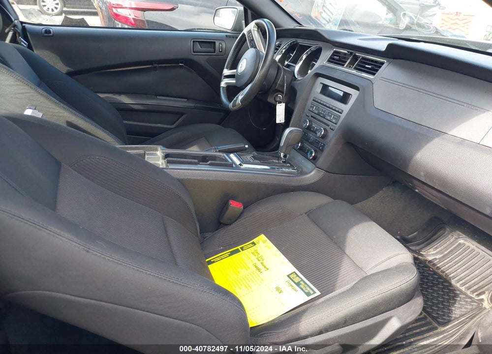 2014 FORD MUSTANG V6 VIN: 1ZVBP8AM6E5306471