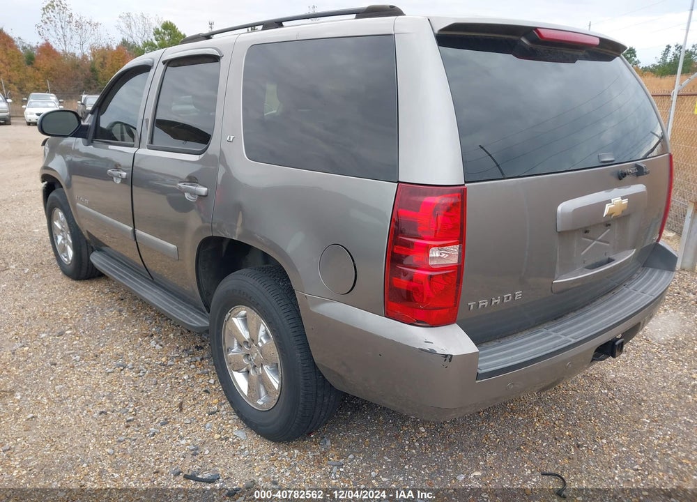 2007 CHEVROLET TAHOE LT VIN: 1GNFK13057R249185