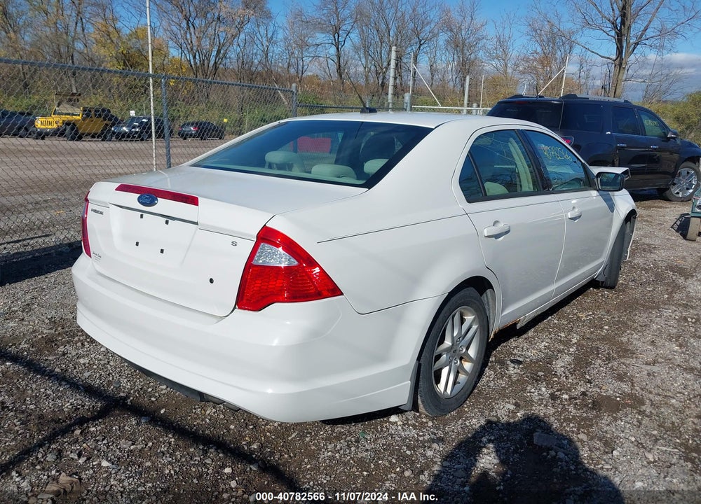 2010 FORD FUSION S VIN: 3FAHP0GA9AR176128