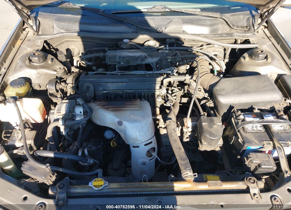 2000 TOYOTA CAMRY LE VIN: JT2BG28K3Y0387377