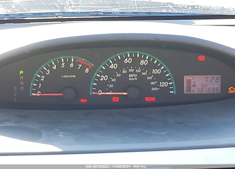 2010 TOYOTA YARIS VIN: JTDBT4K31A1390214
