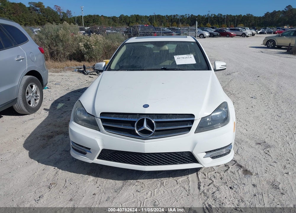 2014 MERCEDES-BENZ C 250 LUXURY/SPORT VIN: WDDGF4HB3EA966960