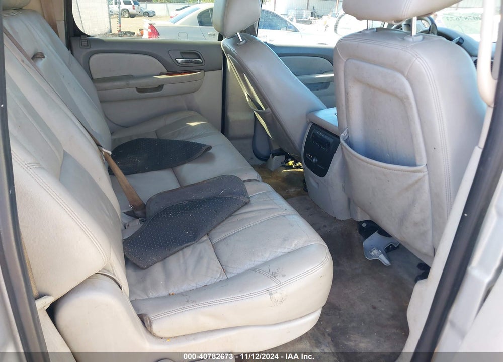 2012 CHEVROLET SUBURBAN 1500 LT VIN: 1GNSCJE09CR144992