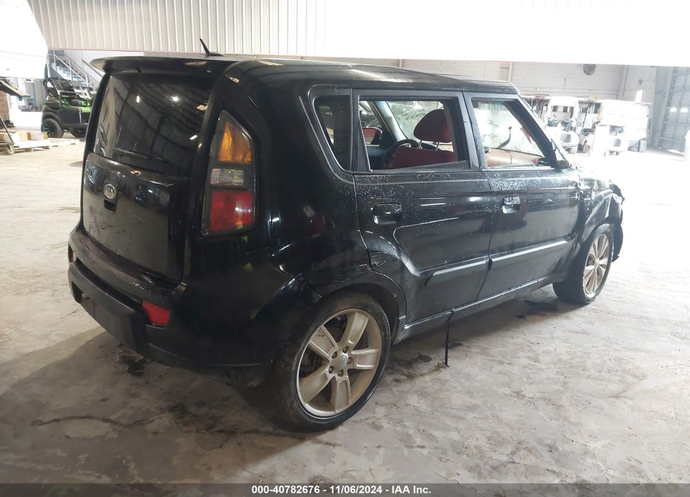 2010 KIA SOUL SPORT VIN: KNDJT2A25A7101180
