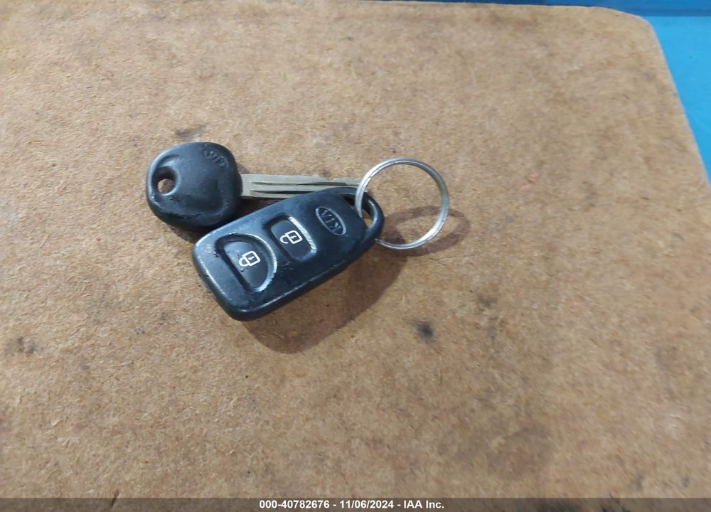 2010 KIA SOUL SPORT VIN: KNDJT2A25A7101180