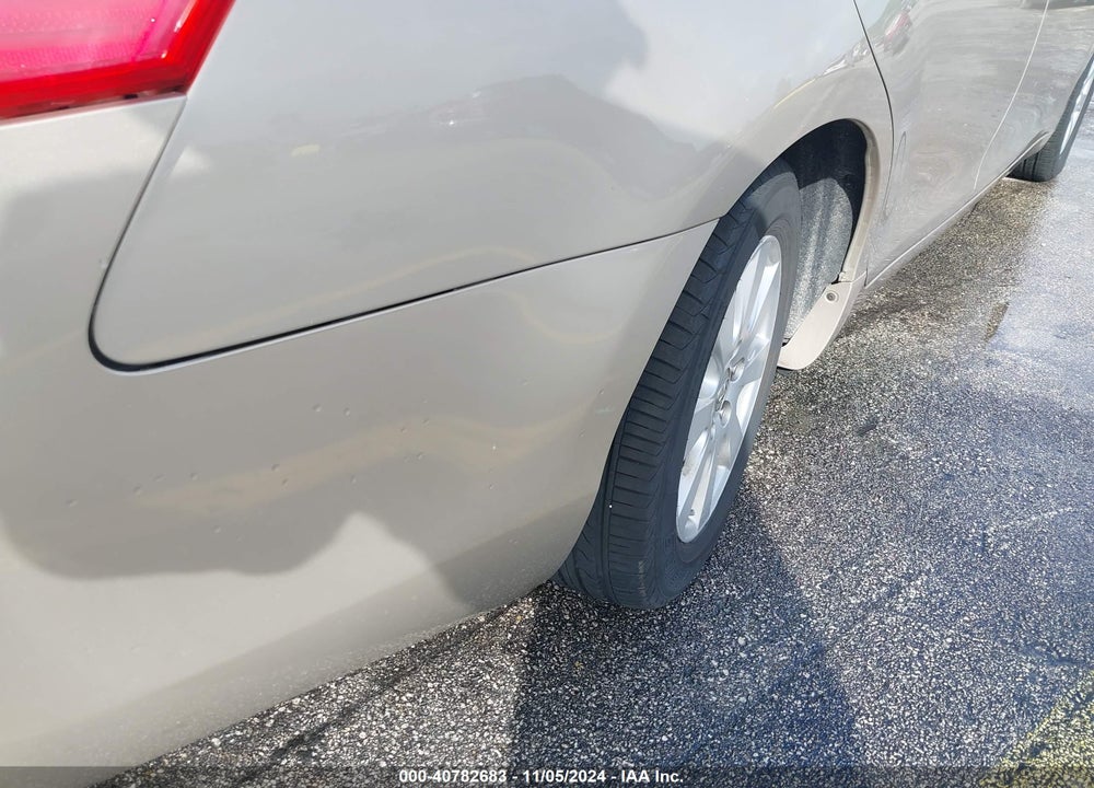2007 TOYOTA CAMRY XLE V6 VIN: 4T1BK46K87U048198