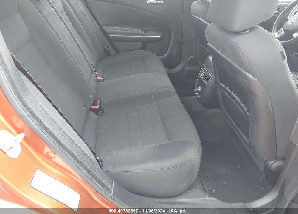 2011 DODGE CHARGER VIN: 2B3CL3CG8BH556104