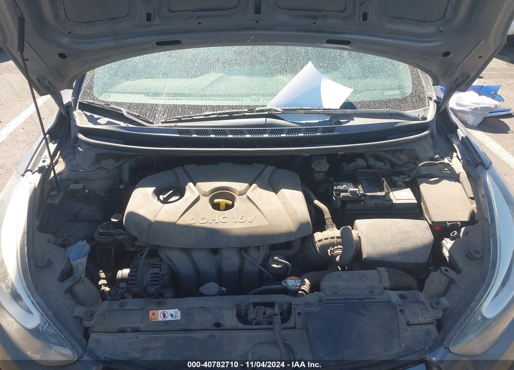 2014 HYUNDAI ELANTRA SE VIN: 5NPDH4AE0EH525470