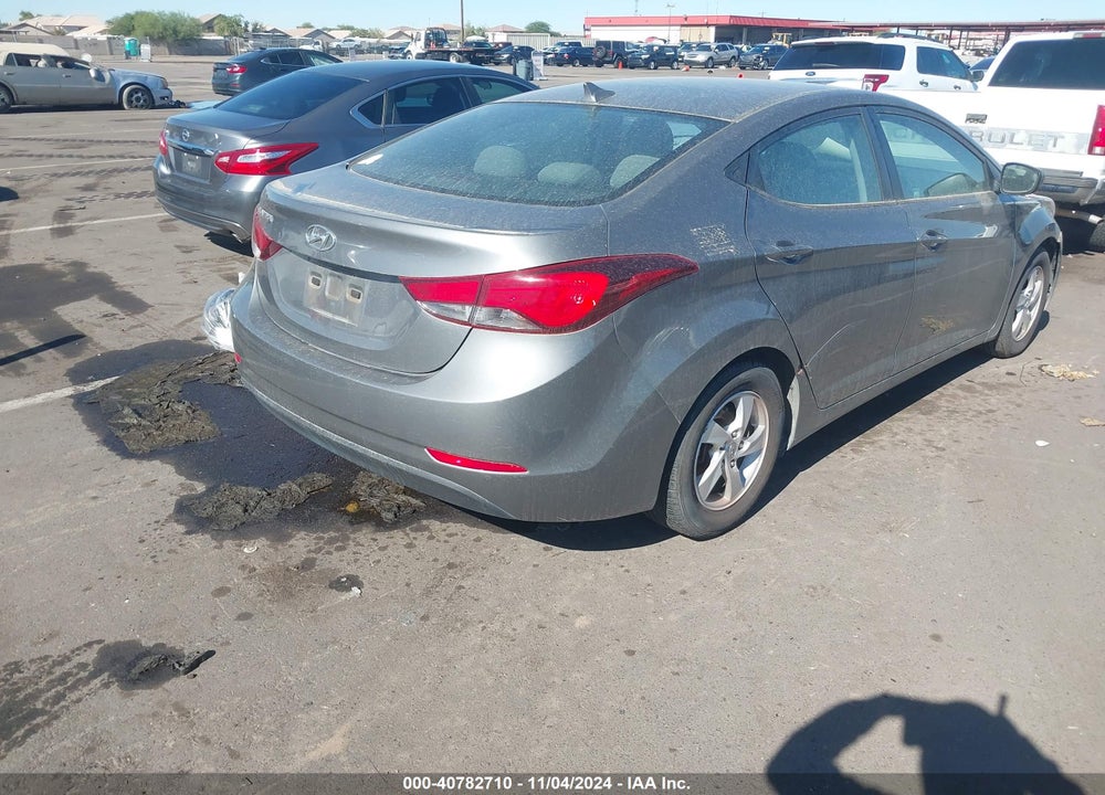 2014 HYUNDAI ELANTRA SE VIN: 5NPDH4AE0EH525470