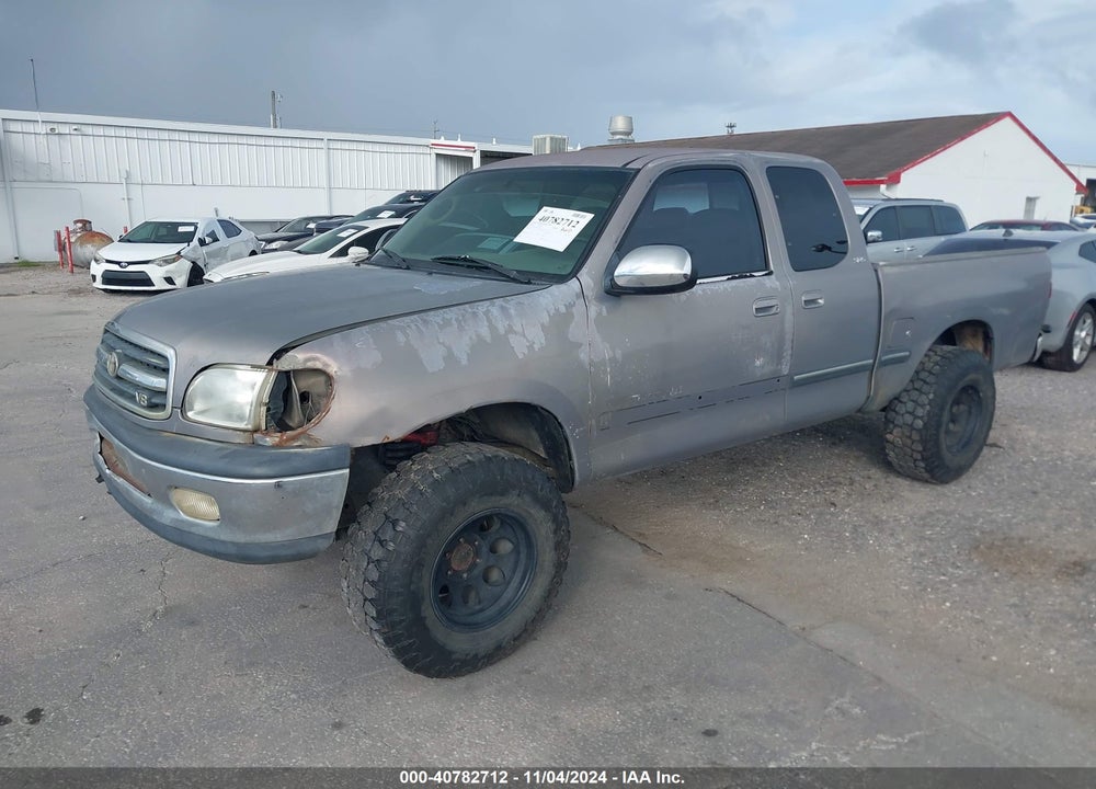 2002 TOYOTA TUNDRA SR5 V8 VIN: 5TBBT44102S294180