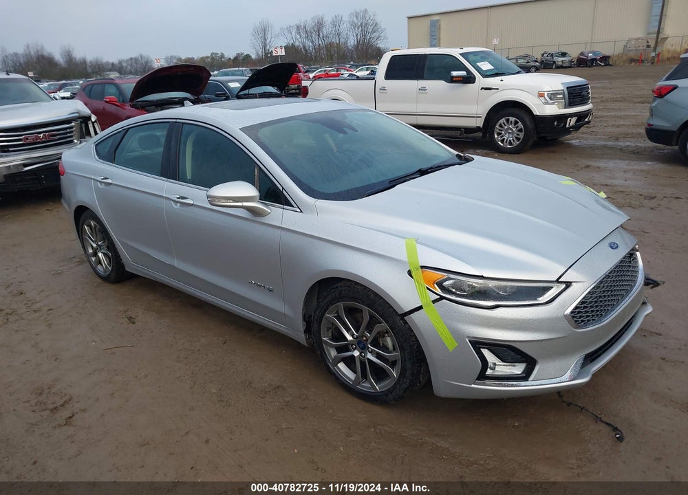 2019 FORD FUSION HYBRID TITANIUM VIN: 3FA6P0RU2KR197449