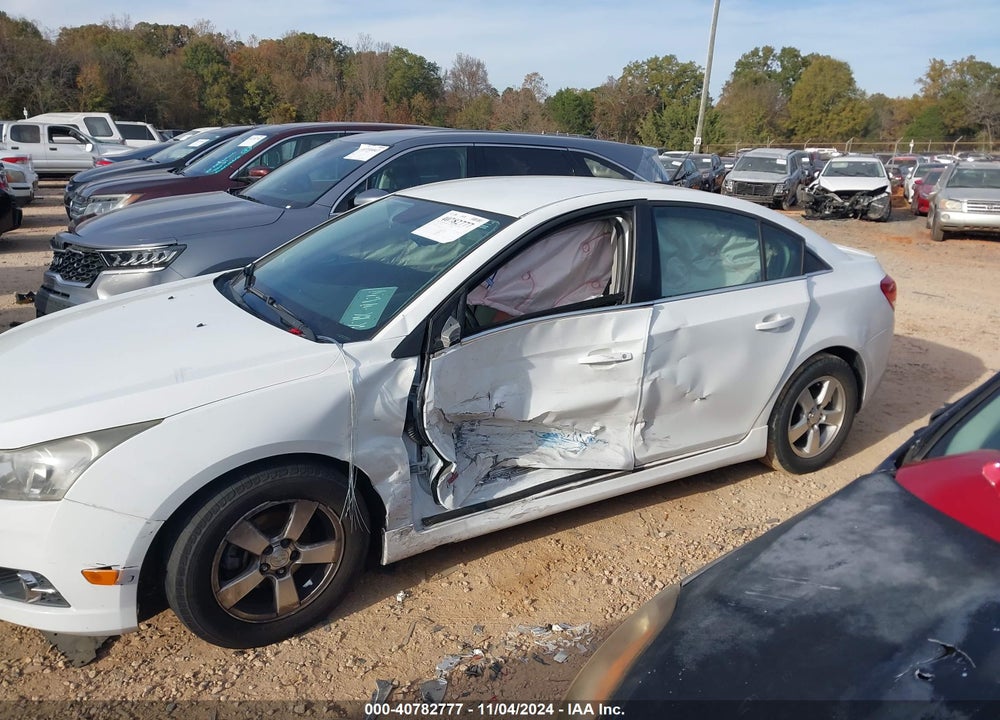 2014 CHEVROLET CRUZE 1LT AUTO VIN: 1G1PC5SB5E7301534