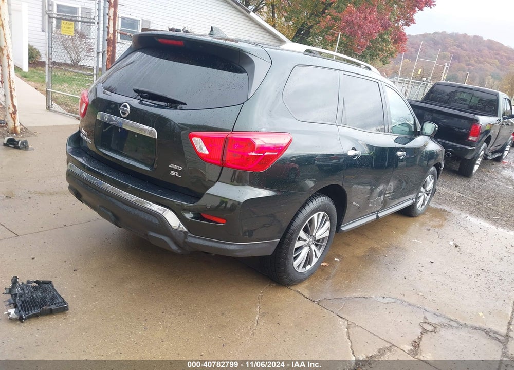 2019 NISSAN PATHFINDER SL VIN: 5N1DR2MM3KC644136