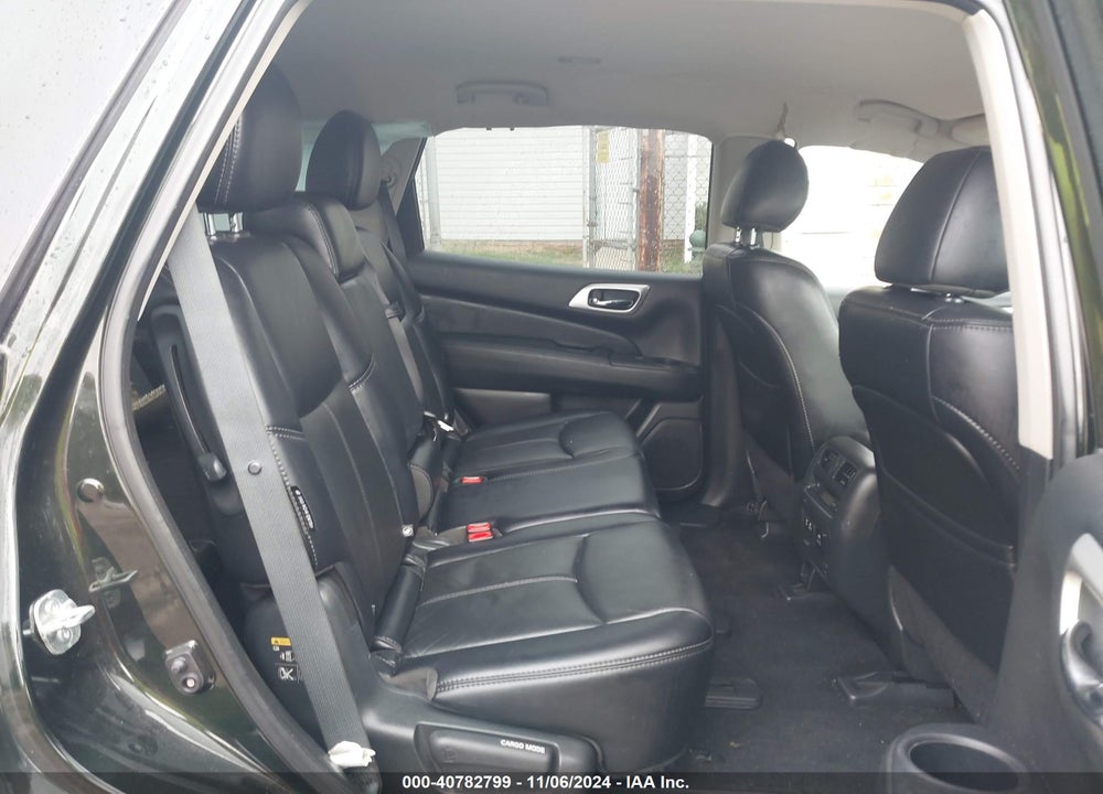 2019 NISSAN PATHFINDER SL VIN: 5N1DR2MM3KC644136
