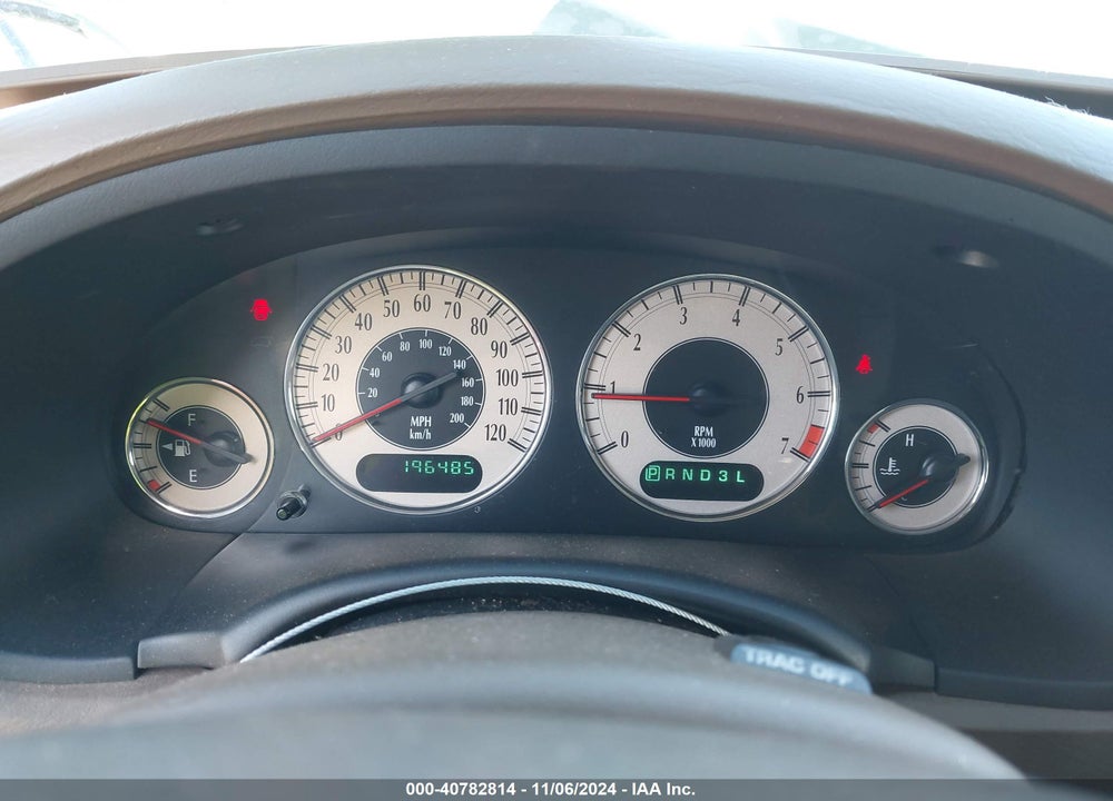 2001 CHRYSLER TOWN & COUNTRY LXI VIN: 2C8GP54L11R390575