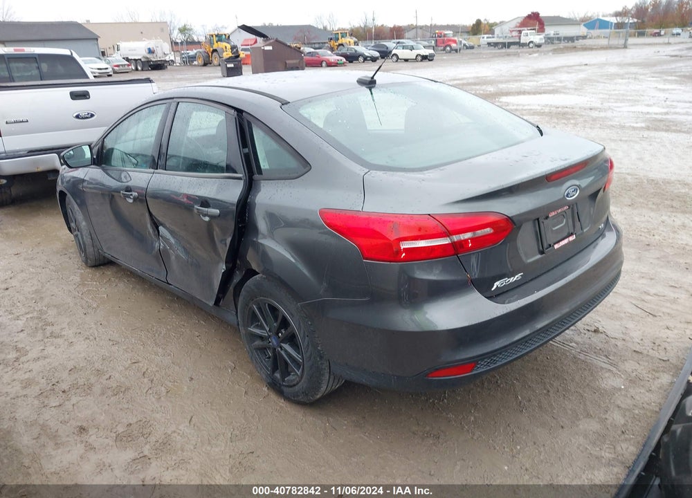 2017 FORD FOCUS SE VIN: 1FADP3F26HL315506