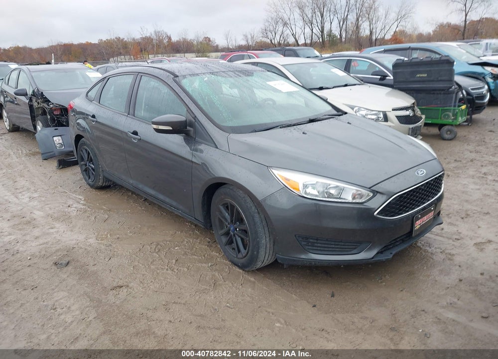 2017 FORD FOCUS SE VIN: 1FADP3F26HL315506