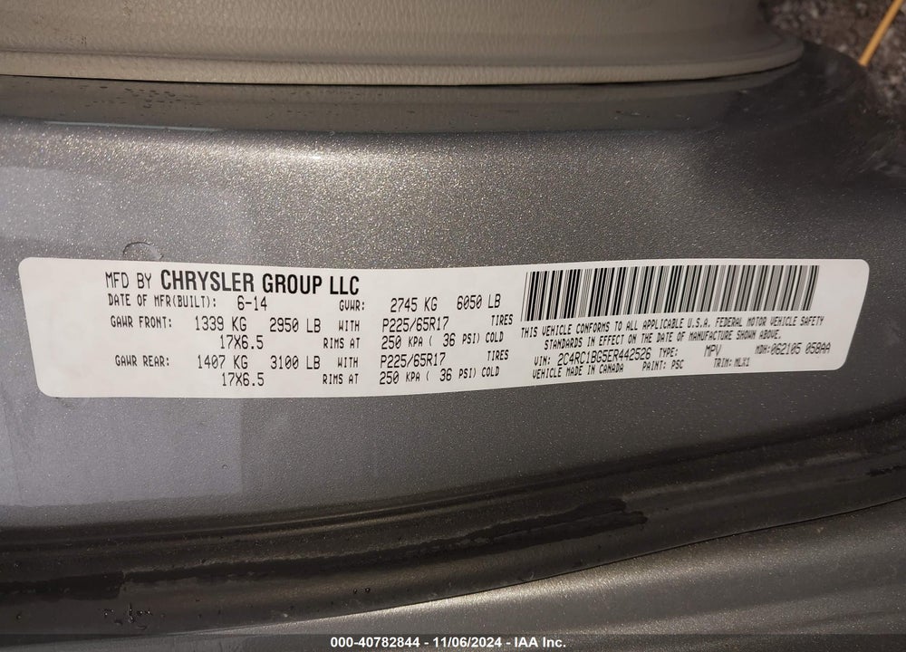 2014 CHRYSLER TOWN & COUNTRY TOURING VIN: 2C4RC1BG5ER442526