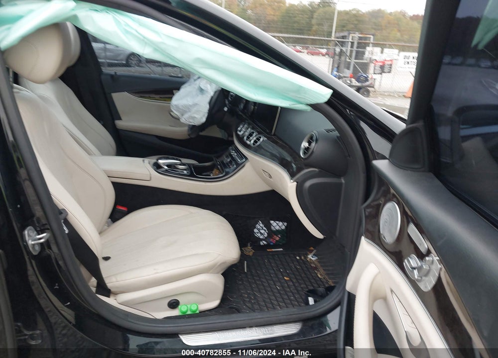 2017 MERCEDES-BENZ E 300 VIN: WDDZF4JB6HA182585