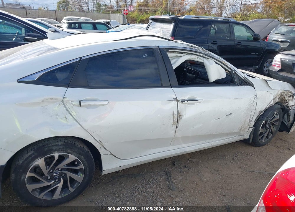 2018 HONDA CIVIC EX VIN: 19XFC2F7XJE024333