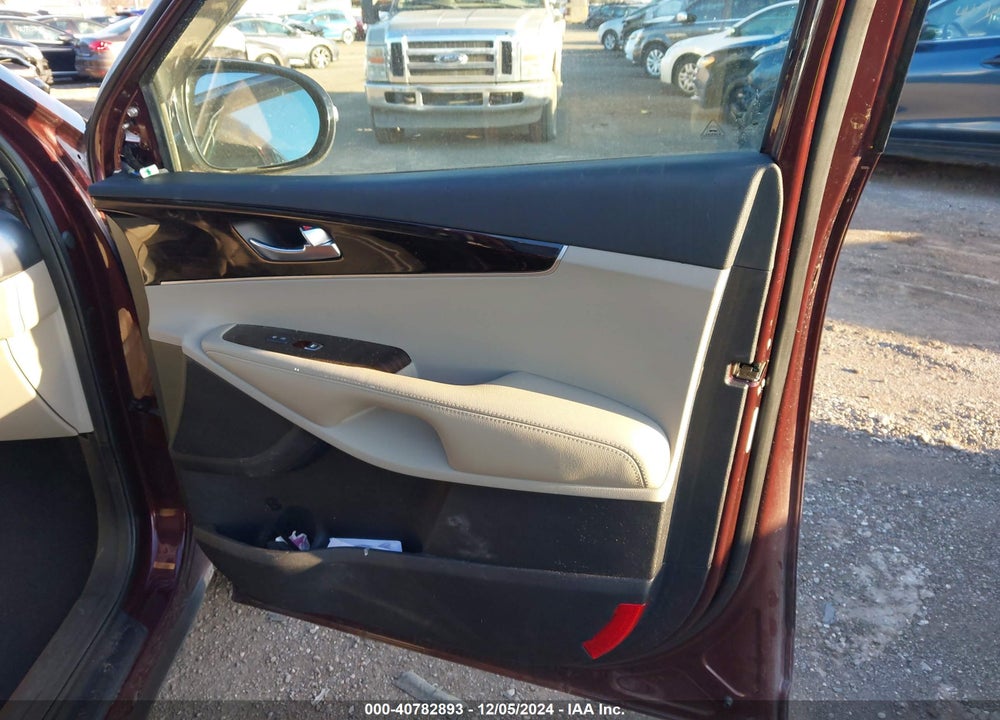 2019 KIA SORENTO 2.4L LX VIN: 5XYPG4A3XKG438693