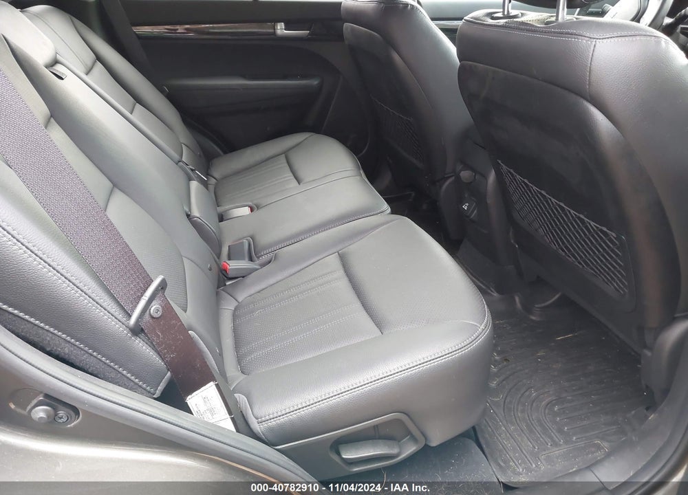 2014 KIA SORENTO EX V6 VIN: 5XYKUDA77EG497811