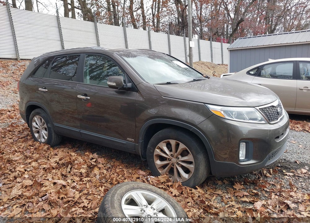 2014 KIA SORENTO EX V6 VIN: 5XYKUDA77EG497811