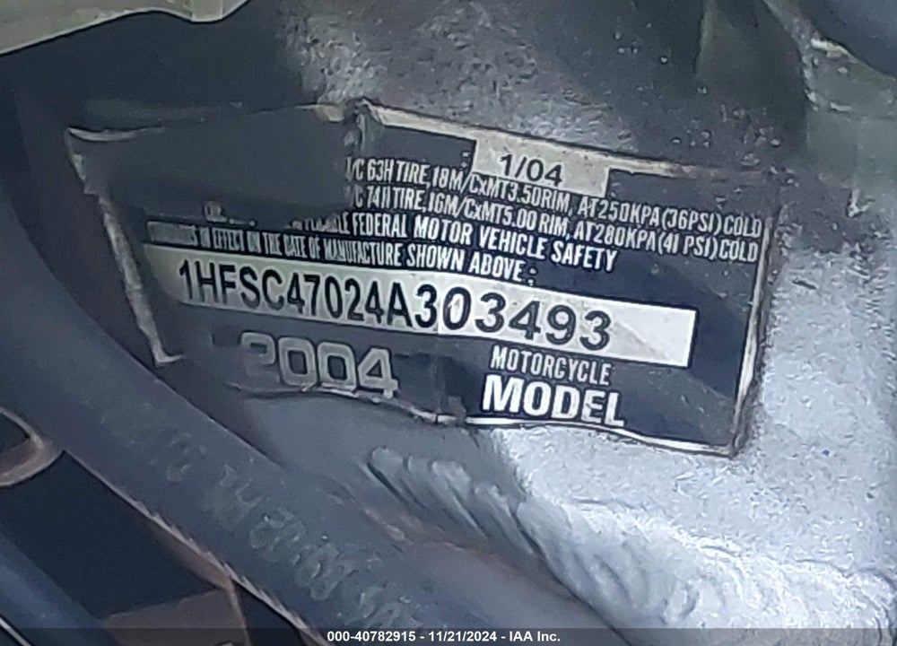 2004 HONDA GL1800 VIN: 1HFSC47024A303493