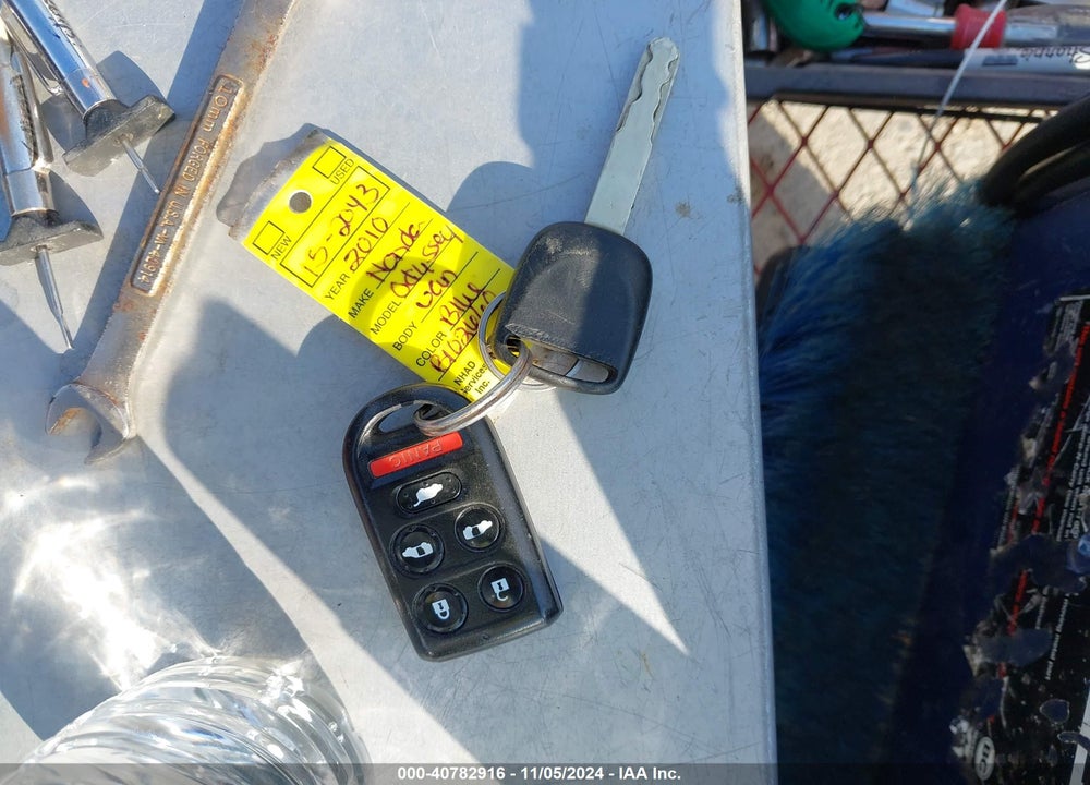 2010 HONDA ODYSSEY EX-L VIN: 5FNRL3H68AB102660