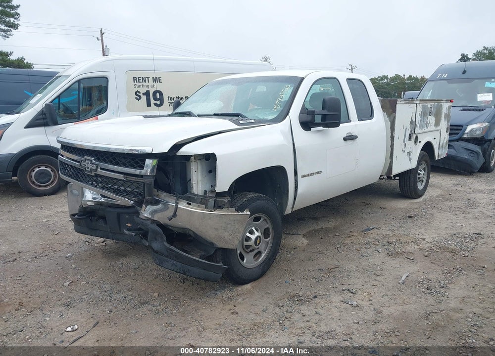 2011 CHEVROLET SILVERADO 2500HD WORK TRUCK VIN: 1GB2CVCGXBZ222084