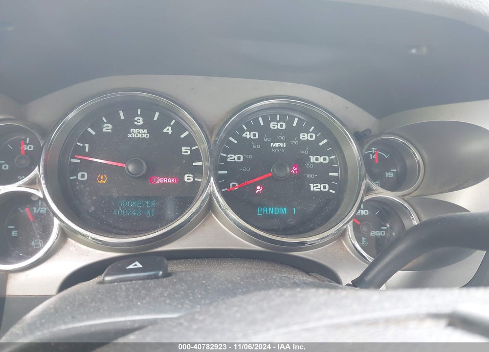 2011 CHEVROLET SILVERADO 2500HD WORK TRUCK VIN: 1GB2CVCGXBZ222084