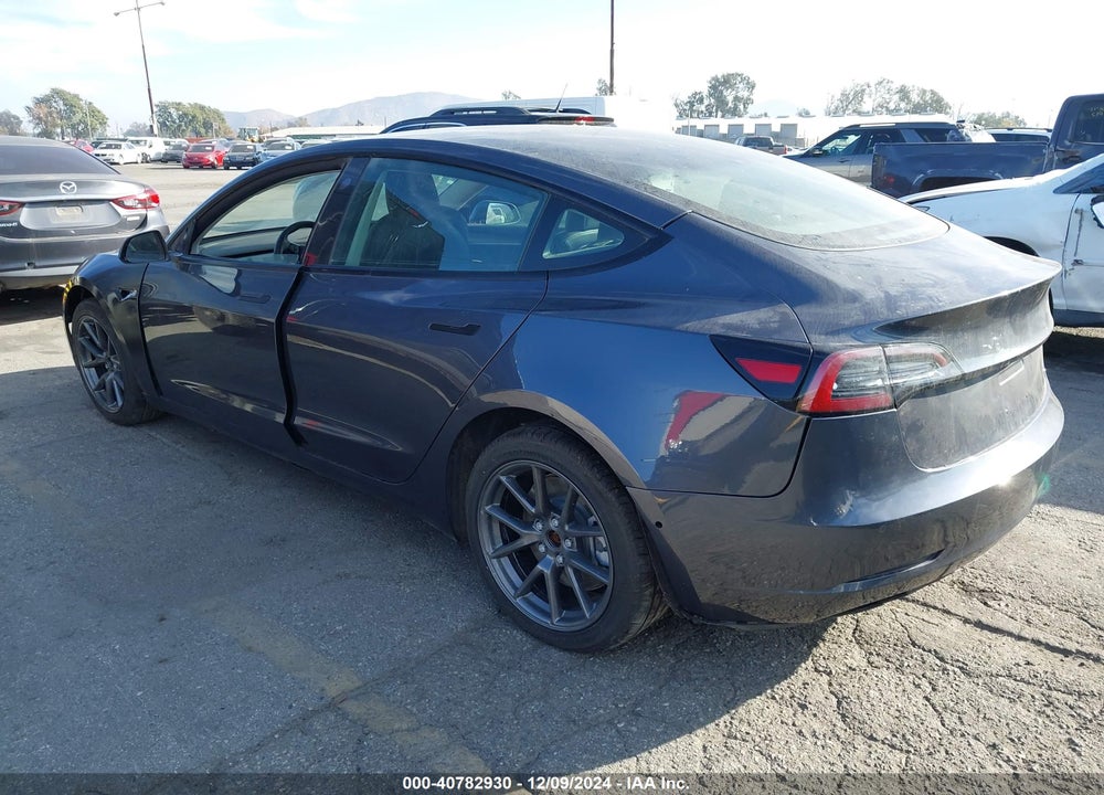 2022 TESLA MODEL 3 REAR-WHEEL DRIVE VIN: 5YJ3E1EA6NF190000