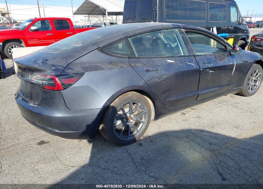 2022 TESLA MODEL 3 REAR-WHEEL DRIVE VIN: 5YJ3E1EA6NF190000
