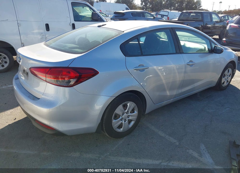 2017 KIA FORTE LX VIN: 3KPFK4A77HE128715