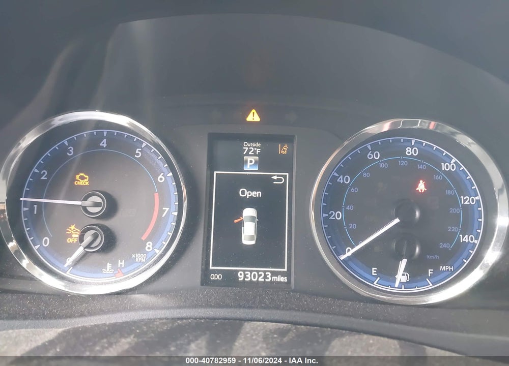 2019 TOYOTA COROLLA SE VIN: 2T1BURHE9KC240318