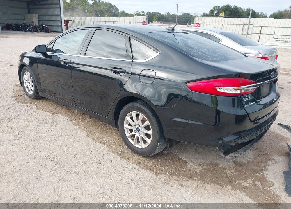 2018 FORD FUSION S VIN: 3FA6P0G78JR267385