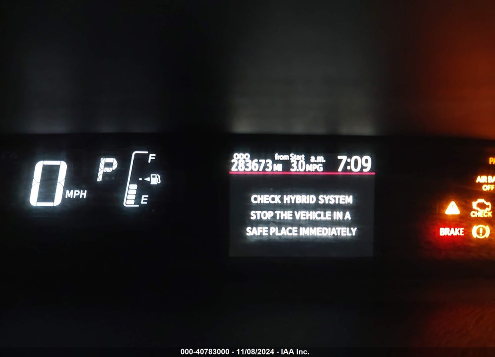 2015 TOYOTA PRIUS C VIN: JTDKDTB33F1088020