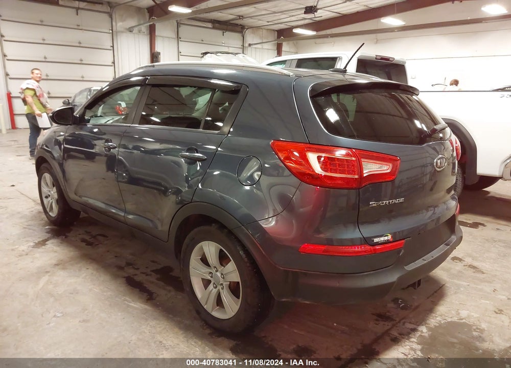 2011 KIA SPORTAGE LX VIN: KNDPBCA20B7034637