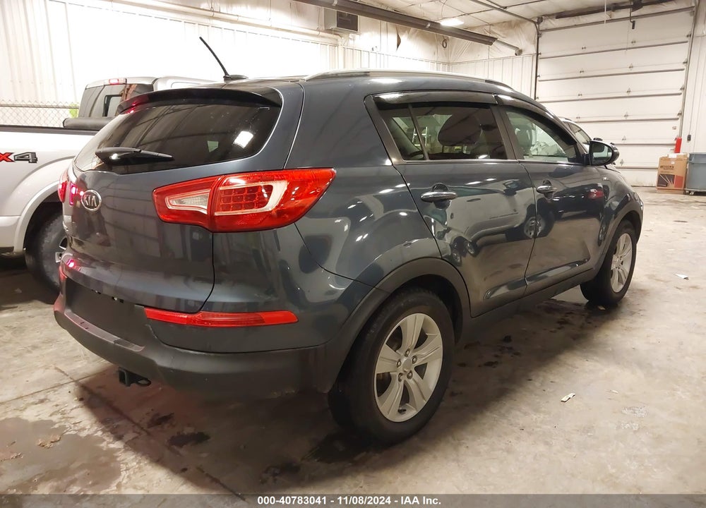 2011 KIA SPORTAGE LX VIN: KNDPBCA20B7034637